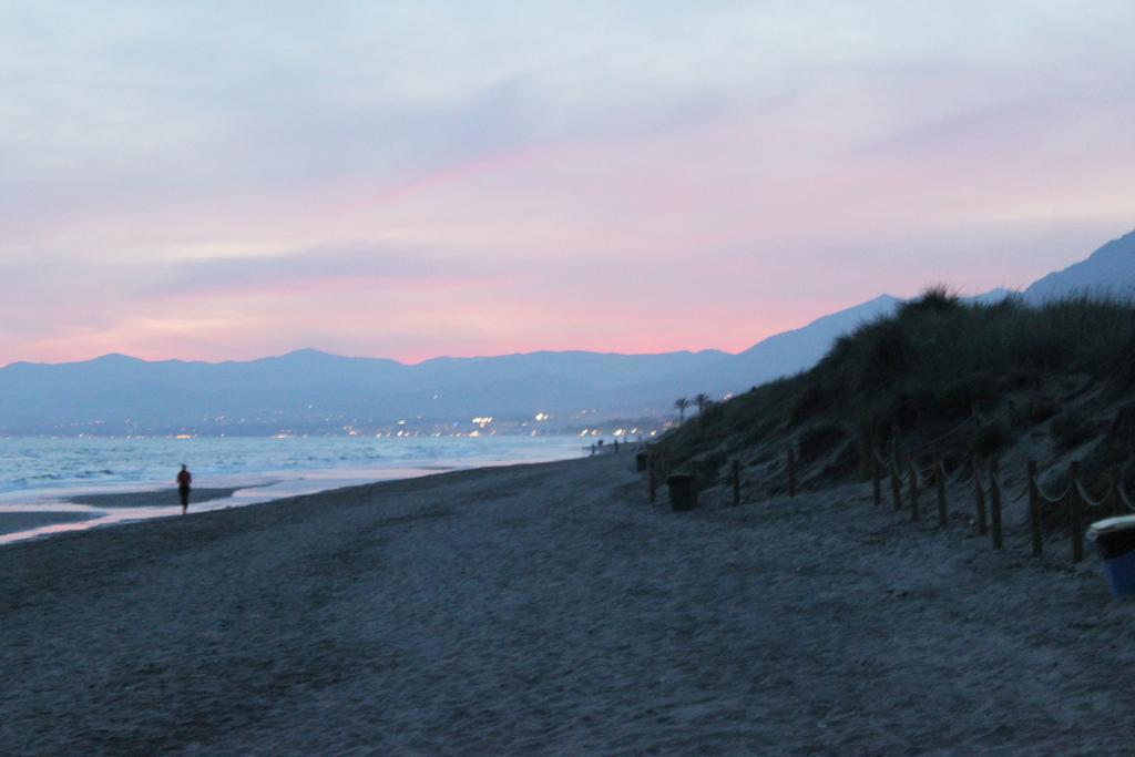 Romana Playa Marbella Habitación foto